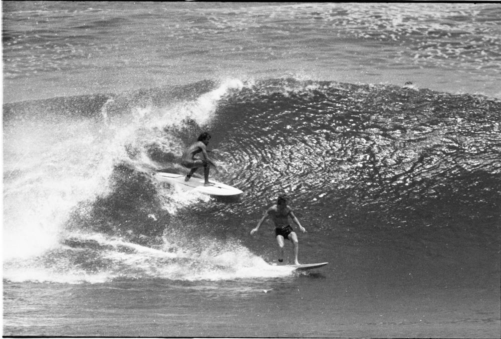 High Tide PeakHigh Tide PeakGerry Lopez and Terry Fitzgerald, cross-over fun at Uluwatu in 1973. Photo thanks Dick Hoole