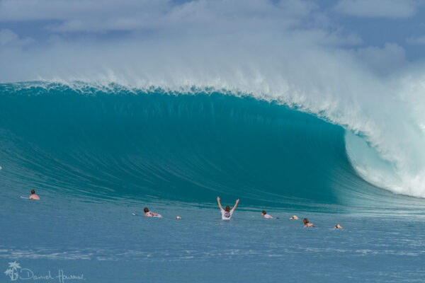 Big day and Huge wave at "The Office" HTs also known as Lances Right